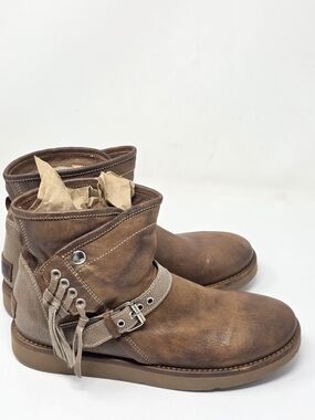 UGG Collection Karisa Brown Leather Ankle Boots with Buckle & Fringe Size 8